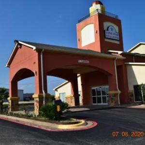 Lone Star Inn & Suites