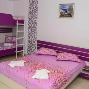 Miriam Luxury