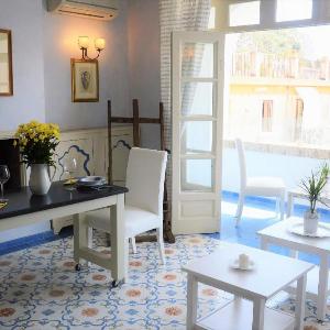 Nice Apartment in Corso Umberto: main center of Taormina.