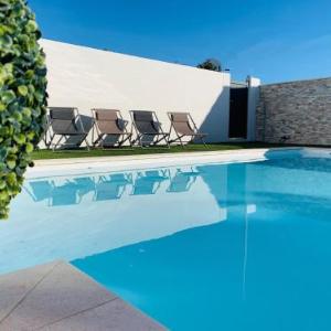 Holiday in Arles: Appartement privé dans notre villa avec piscine et jardin communs