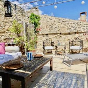 Un Patio En Luberon Homes Rental