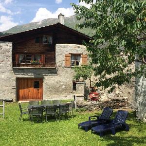 Sunny rustical 5 room cottage in Valposchiavo