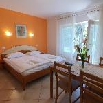 Peaceful Green Apartment for 5 pax VE2 Letalisce Porforoz 