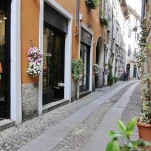 Vitani 30 - Nel cuore del centro storico di Como
