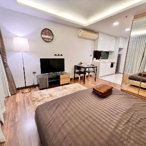 GARDEN VIEW Studio in Peak Towers