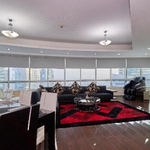 LUXURY 4 BEDROOM APARTMENT IN MARINA