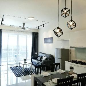 Ara Damansara Oasis 4-8pax Subang Airport 8min