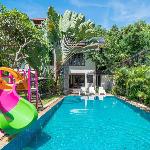 Suan Suay  4.5 Bedroom Villa near Walking Street