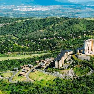 SNUG QPAD - Tagaytay staycation @ Serin West