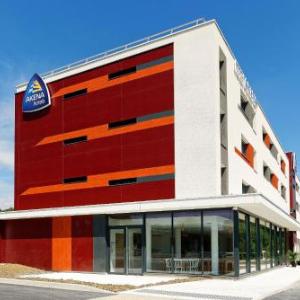 Hotels near Micropolis Besancon - Hôtel AKENA BESANCON