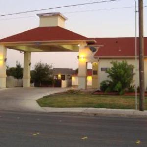Hotels near Austin Highway Event Center - Winnquest Inn Near Ft. Sam Houston
