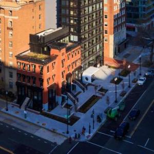 Lima Washington Hotels - Moxy Washington DC Downtown