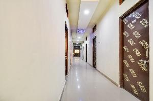 OYO 69828 Hotel Aryan, Jalgaon
