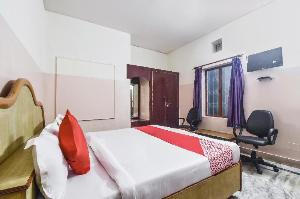 OYO 69809 Hotel Amber, Roorkee