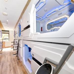 Space Q Capsule Hotel