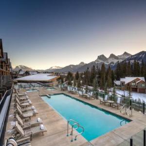 Hotels near Centennial Park Canmore - The Malcolm Hotel