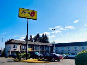 Super 8 by Wyndham Lynnwood, Lynnwood