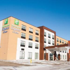 Hotels near Arden Theatre Saint Albert - Holiday Inn Express & Suites Edmonton N - St. Albert