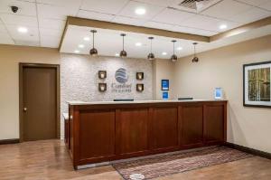 Comfort Inn & Suites At Copeland Tower, Metairie