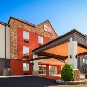 Best Western Plus New Cumberland Inn & Suites