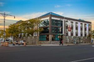 Best Western Plus Brooklyn Bay Hotel, Brooklyn