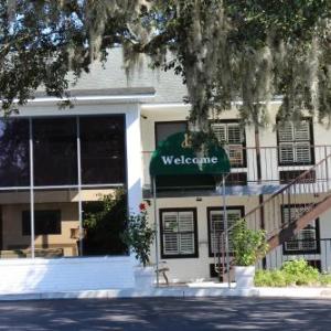 Charleston Creekside Inn