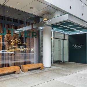 Hotels near Music Box Theatre - Cassa Hotel NY 45th Street