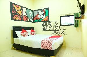 OYO 1853 Guest House D'Makmoer, Belitung