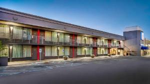 Motel 6 Louisville, Ky- Airport/ Fair Expo hotel near Kentucky Exposition Center