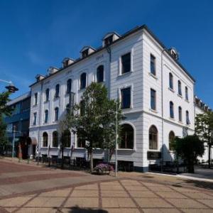 Hotels near Den Runde Pavillon Bronderslev - Hotel Phønix Brønderslev