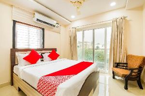 Capital O 46118 RR Towers, Vijayawada