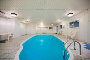 Ramada by Wyndham Effingham, Effingham