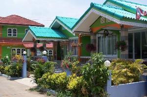 OYO 922 Thammachart Resort Kaosrichang, Chonburi