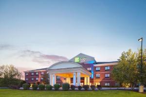 Holiday Inn Express & Suites Bridgeport, an IHG Hotel, Bridgeport