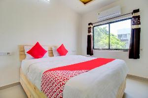 OYO 70282 Soham Service Apartment, Trimbak