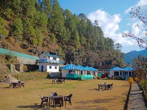 Blossom Bliss Resort, Mukteshwar Road, Mukteshwar