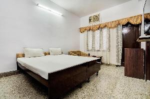 SPOT ON 46886 Hotel Natraj, Ranchi