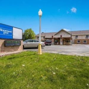 Hotels near Winnebago County Fairgrounds Pecatonica - Equality Inn