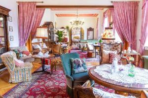 Tante ALMA's Hotel Lasthaus am Ring, Cologne