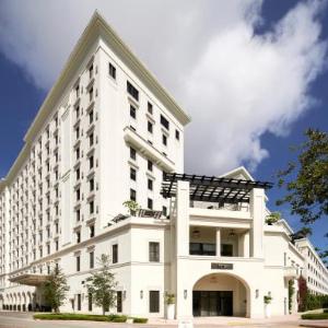 THesis Hotel Miami Coral Gables Curio Collection by Hilton