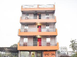 Vaccinated Staff - SPOT ON 71196 Hotel Krrish, Bhilai