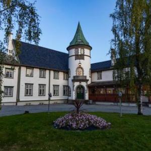 Hotels near Tapperiet Scene Trondheim - Bårdshaug Herregård