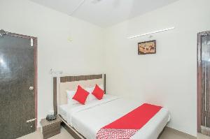 OYO 13745 CMN Stay, Hoskote