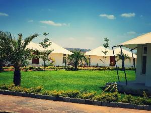 Clarks Safari The Tiger Roar Resort Ranthambore, Sawai Madhopur