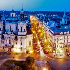 Luxury Apartment next to Louis Vuitton building, Prague