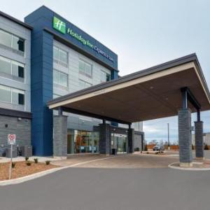 Holiday Inn Express and Suites Port Elgin