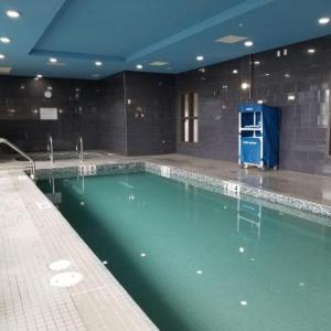 Kamloops Hotels With A Jacuzzi Or Hot Tub Deals At The 1