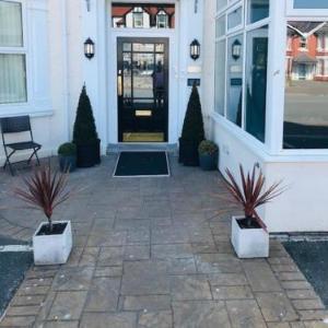 Oak Alyn Hotel