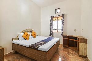 SPOT ON 60289 Shiv Residency, Mohadi