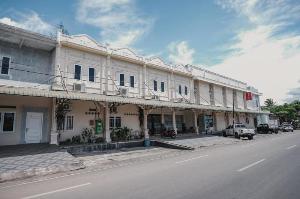 RedDoorz Syariah near Suzuya Mall Banda Aceh, Aceh